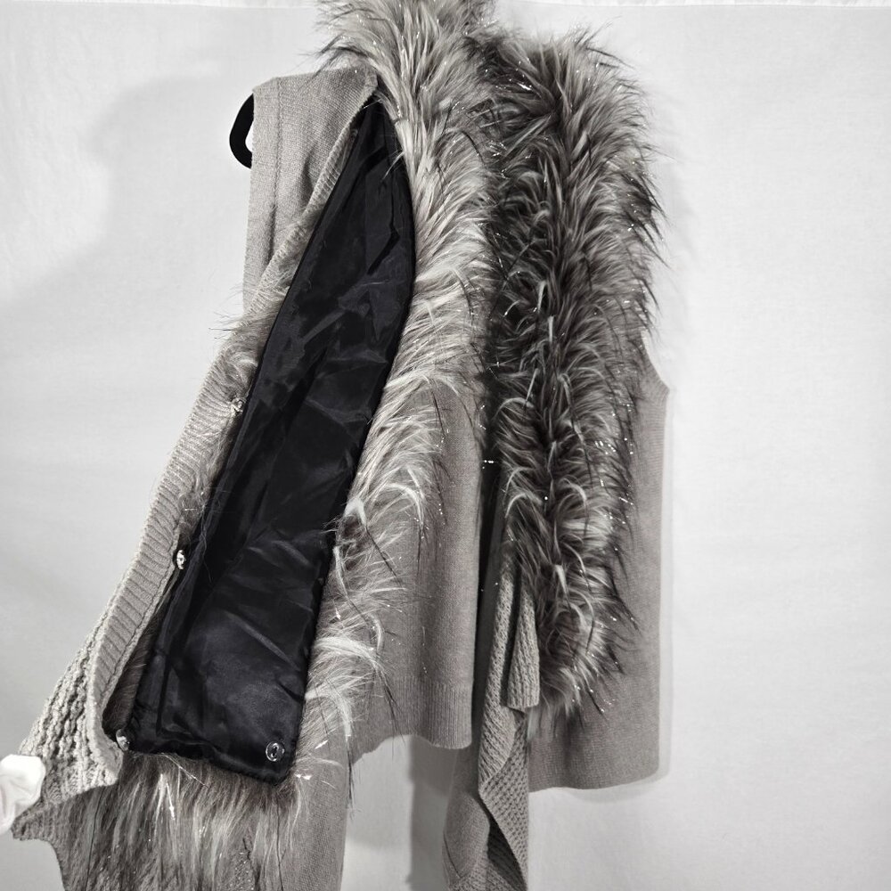 Vintage GRAY Metallic Faux Fur Collar Asymmetrical Hem Open Knit Cardigan Size M - Picture 10 of 17